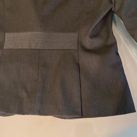 Banana Republic Black Notched Single Button Blazer Size 2P - Picture 10 of 11